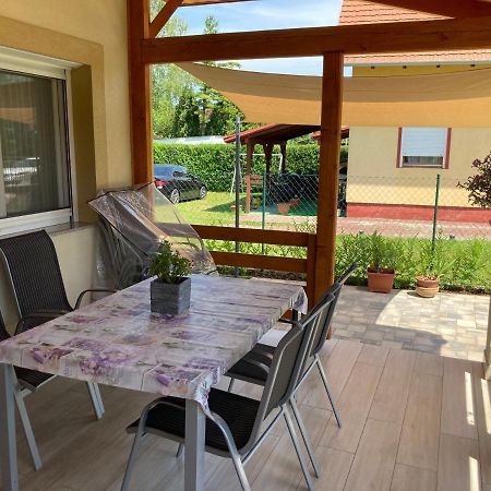 דירות Balatonmáriafürdő Balati Vendeghaz מראה חיצוני תמונה